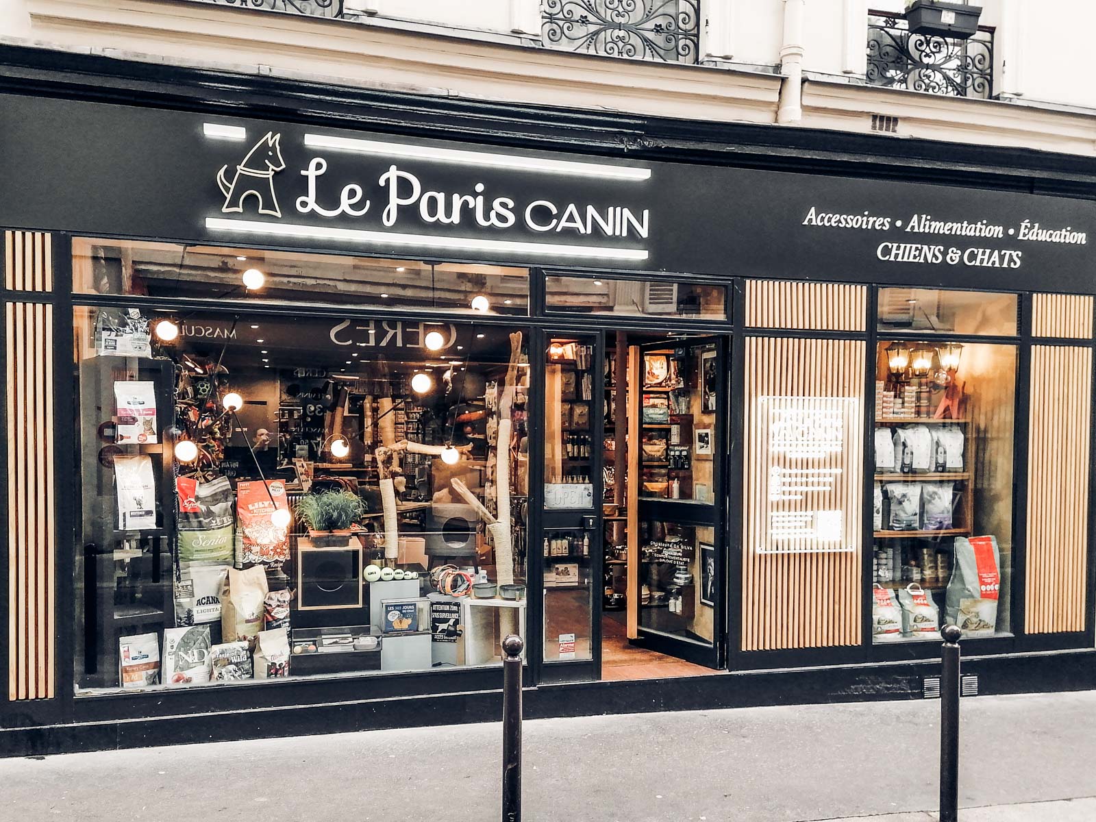 Le Paris Canin Vitrine